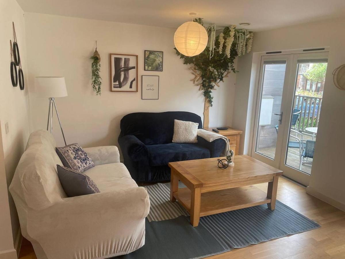 House 6 Goldcroft - Walk To Beach & Village, Pet-Friendly & Hottub Porthtowan Exterior foto